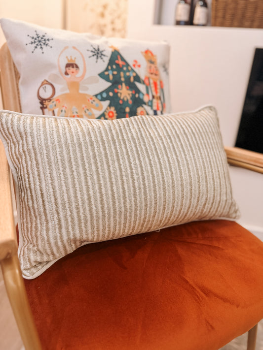 Textured Stripe Lumbar Cushion – 30 x 50 cm