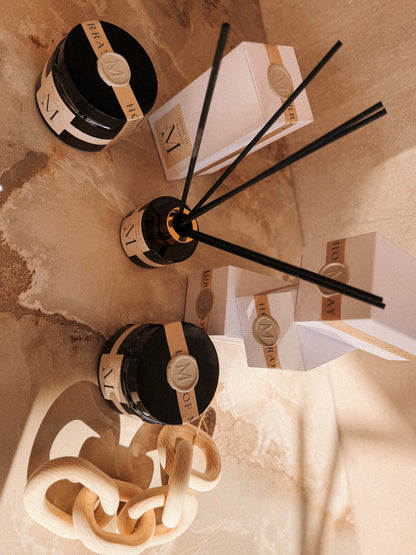 Signature reed diffuser