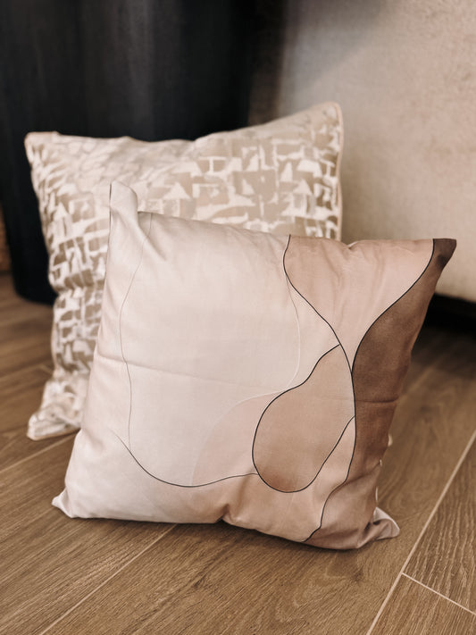 Abstract Line Art Cushion 45 × 45 cm – Includes Inner